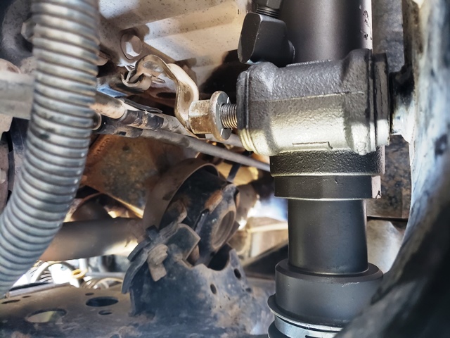 Power steering rack removal '03 4runner V8-20210921_083546-jpg