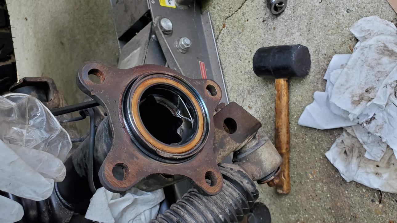 Rear Axle Leak- 2 part question-20210823_122552-jpg