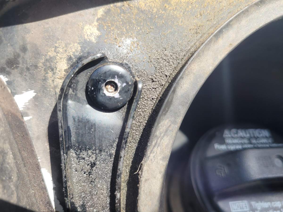 Fuel Door Screws on an '04-20220226_142237-1-jpg
