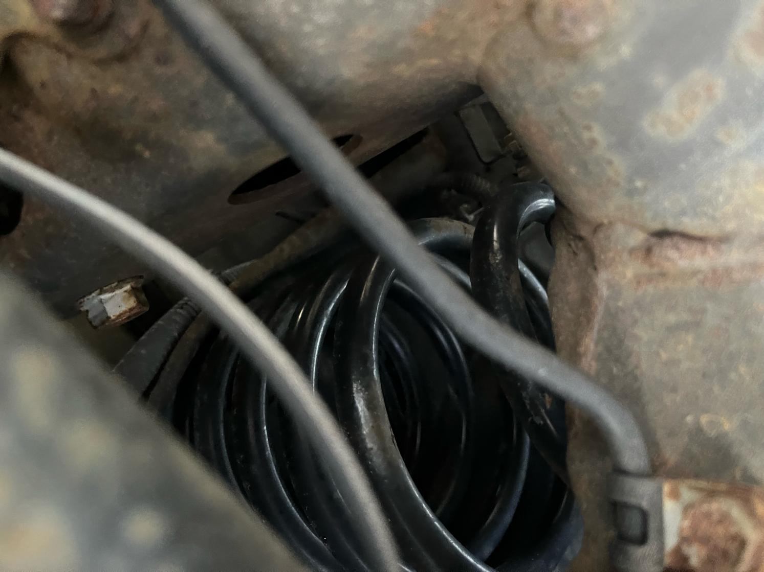 Rear Air Suspension Help - what to do?-spring-jpg