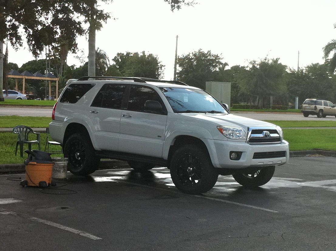 Lift and Tire Central (pics)... Post 'em Up!-img_0962-jpg