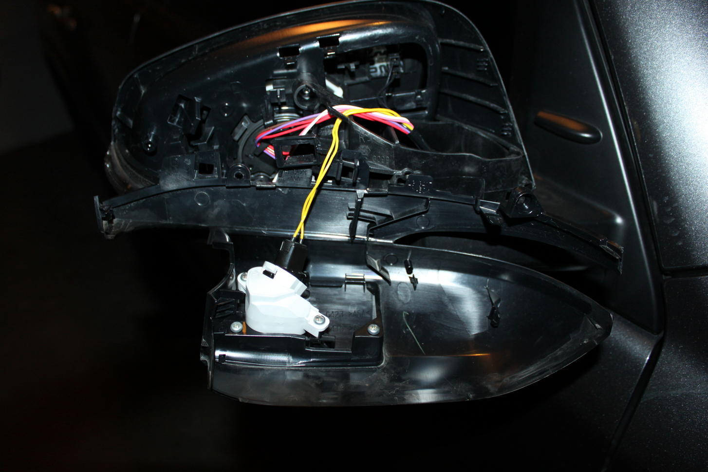 2014 Side Mirror Bulb Access-img_2873-jpg