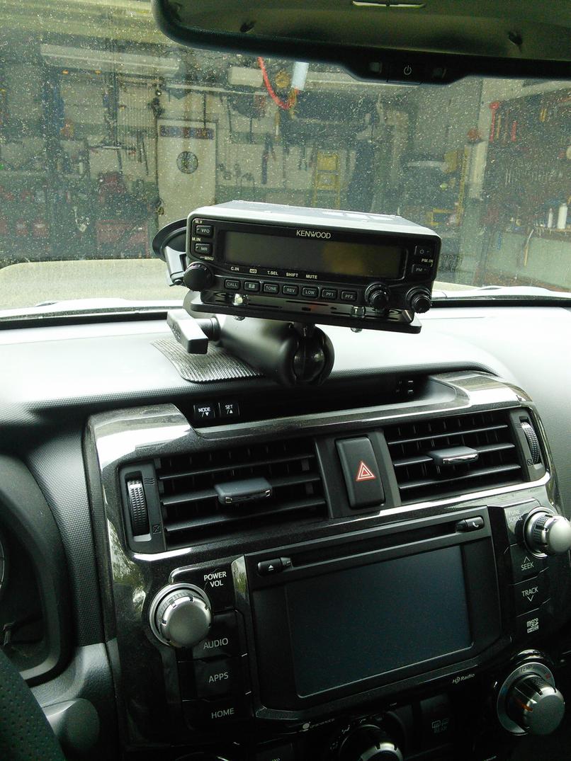 Ham radio mount-img_20140430_145901-jpg