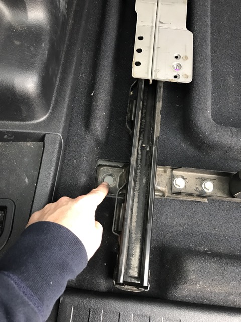238782d1486910457-5th-gen-sliding-cargo-tray-install-pics-steps-114-jpg