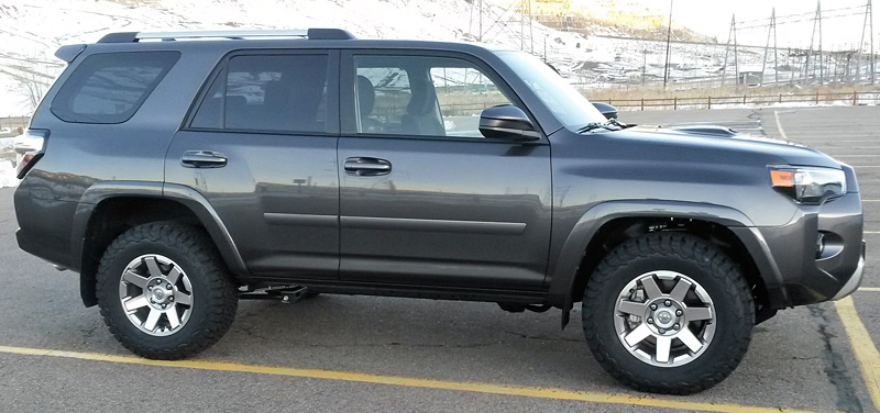 Must have (Cheap) accessories for your new 4runner!-moldings-jpg