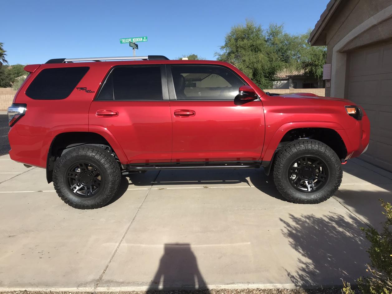 Show us your 5th Gen KDSS lifted!-lift-jpg