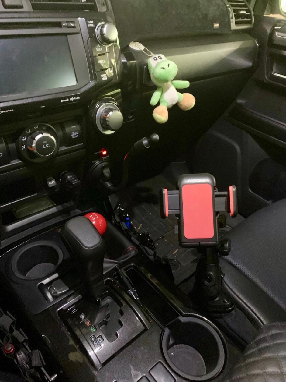 Diffinitive cell phone mount solution thread?-cell-mount-jpg