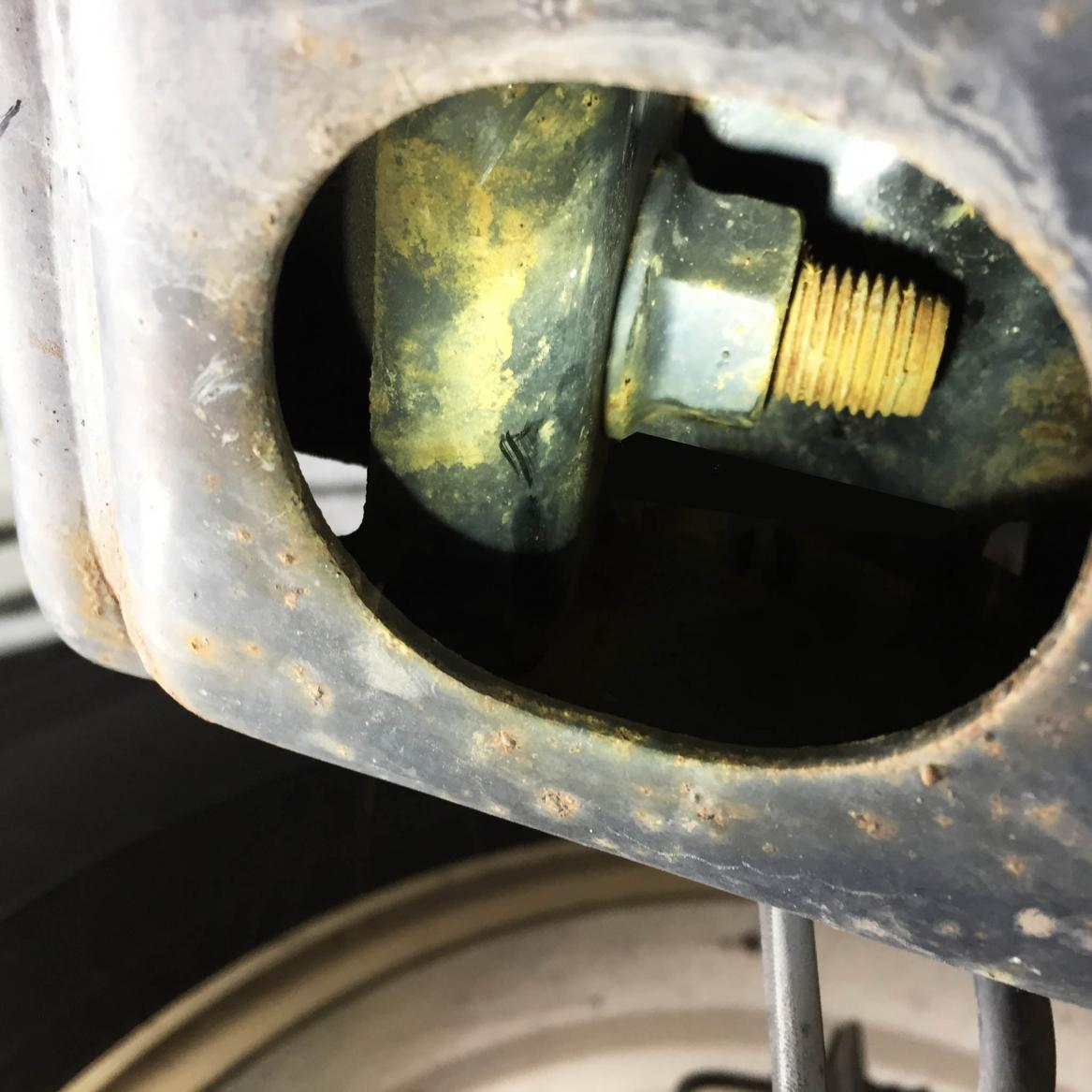Rear LCA loose bolt?-nut-jpg