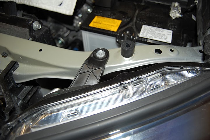 Headlight assembly removal-picture-033-jpg