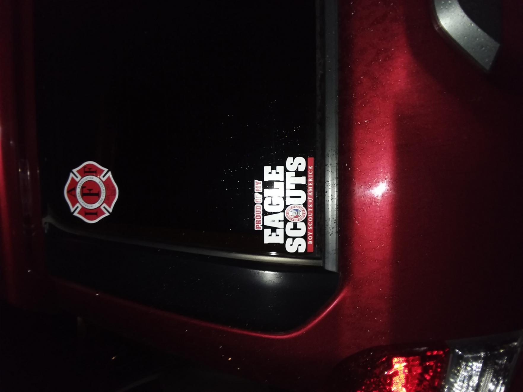 Any other rear window decals besides the American flag?-15838869192744381138436439669549-jpg