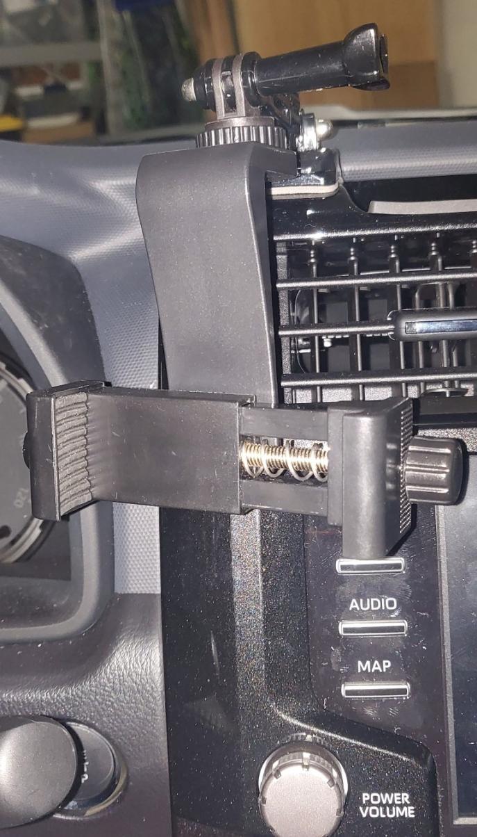 Diffinitive cell phone mount solution thread?-20200326_155930-medium-jpg