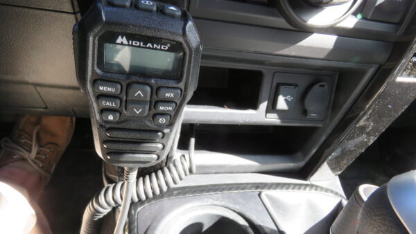 Anyone install a Midland MXT275 in a 5th gen?-img_2881-jpg