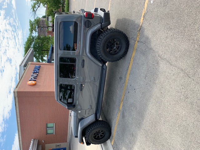 2021 Limited Nightshade: Looking to do a leveling kit and some larger tires-summer2019-jpg