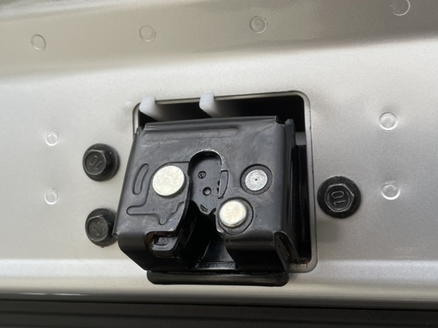 Interior tailgate/hatch lights - 2017 Limited-ada6cd06-0ce6-4573-9fae-918b52582227-jpeg