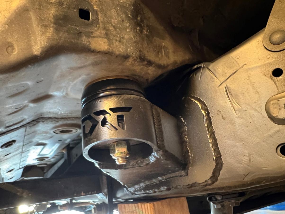 Anyone know a shop that can weld Cab relocation kit and regear 5th Gen in bay area?-drtcabmount-jpg