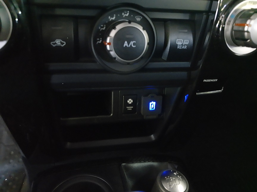 Adding usb ports up front-usb1-jpg