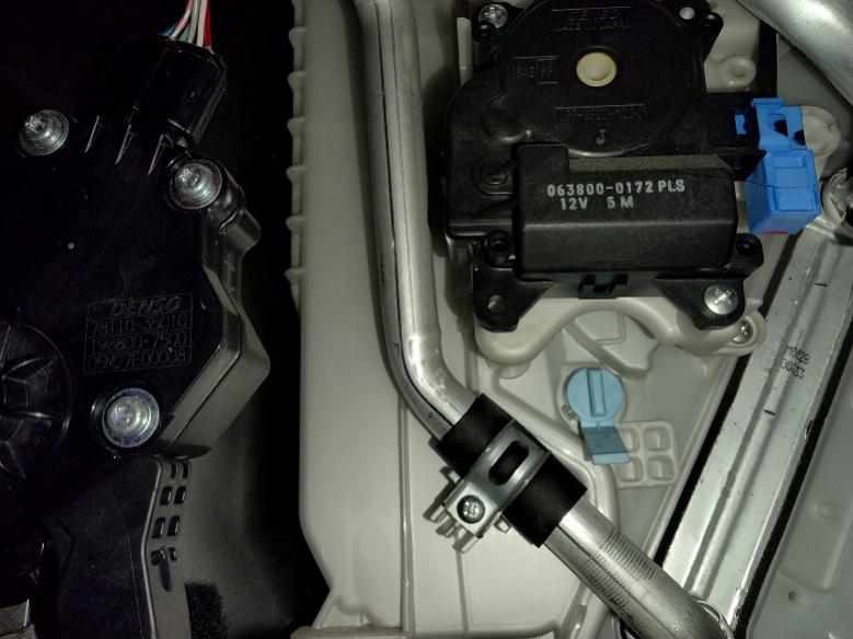 AC Heater Damper Servo Motor for 2010 LTD-toyota-part-jpg