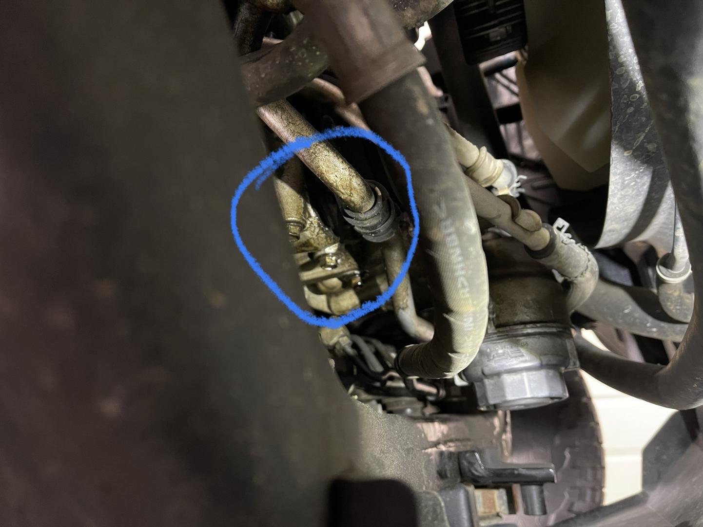 Looking for some help on an oil leak-toyota2-jpg