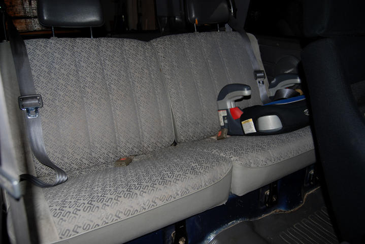 Has anyone retro fitted shoulder belts to rear seats?-4runner-12-jpg