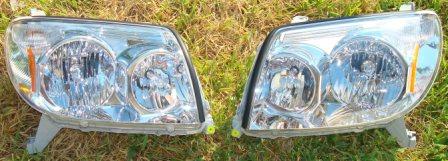 Pair of New Toyota OEM Headlights 2003-2005-headlights1-jpg
