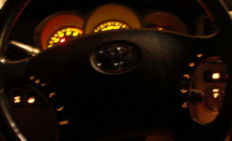 Steering wheel switch discovery-steering-wheel-nav-switches-009-jpg