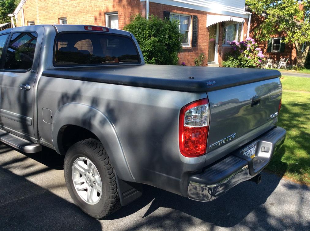 FS: Tundra DC UnderCover bed cover. Harrisburg PA-image-jpg