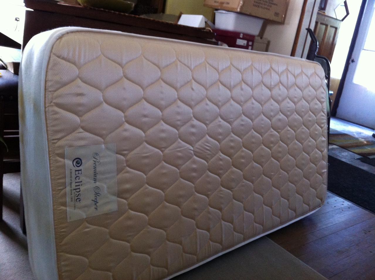 WTS- custom size foam mattress for T4R-mattress-jpg