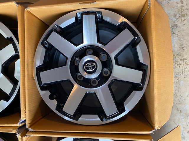 FS: 5th gen, 2019 Offroad Wheels - Houston-img_4339-jpg