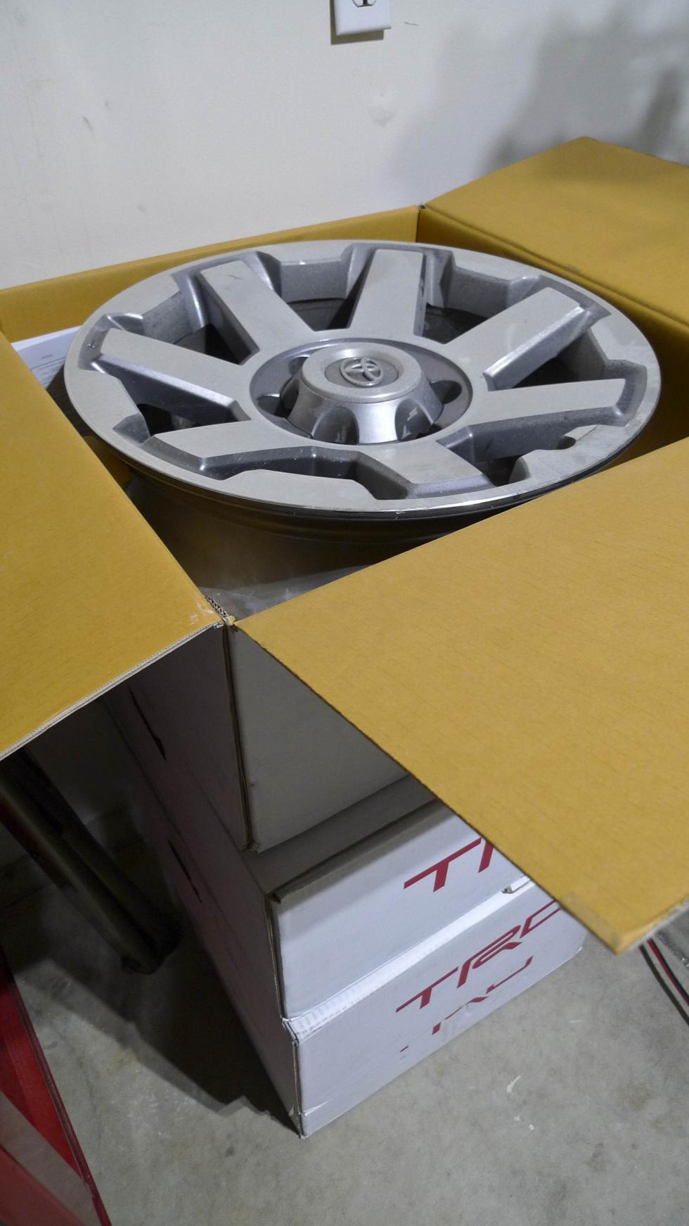 FS: 5th Gen (2015) Factory Stock alloy wheels PU in Salt Lake-p1010554-jpg