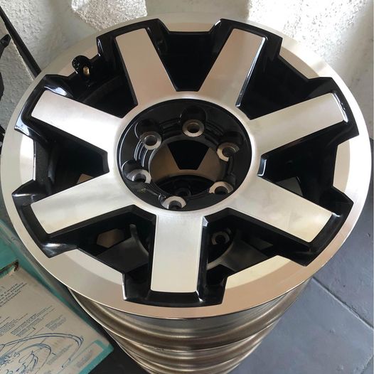 FS 5th Gen: 2022 ORP Like-New Tires and Rims - Los Angeles-269918405_4688275097924422_2007167656769673503_n-jpg