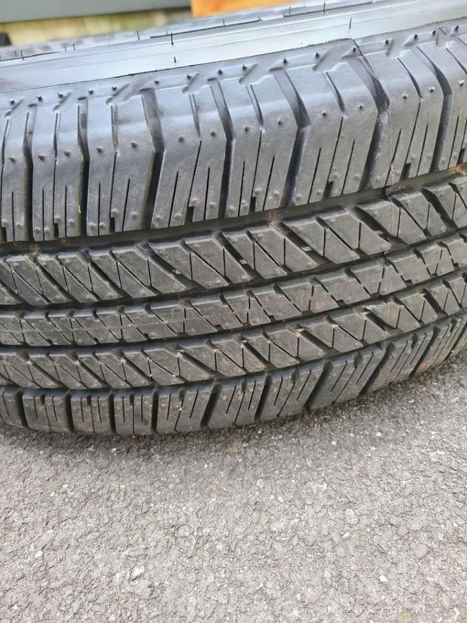 Bridgestone Dueler HT Tires 265/70/17; 0 (Long Island, NY)-tires-6-jpg