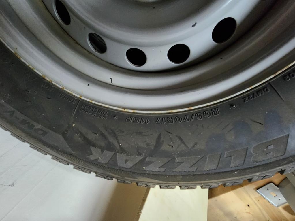 FS - FJ Steel wheels and Blizzak tires - 0 West Michigan-20230916_152723-jpg
