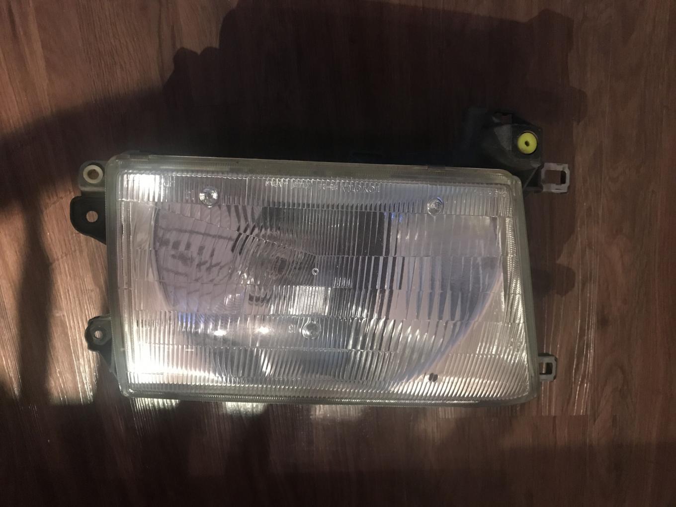 FS: 3rd Gen Headlights, turning lights, and corners - 0 OBO - Orlando, FL-y6bkcipq-jpg