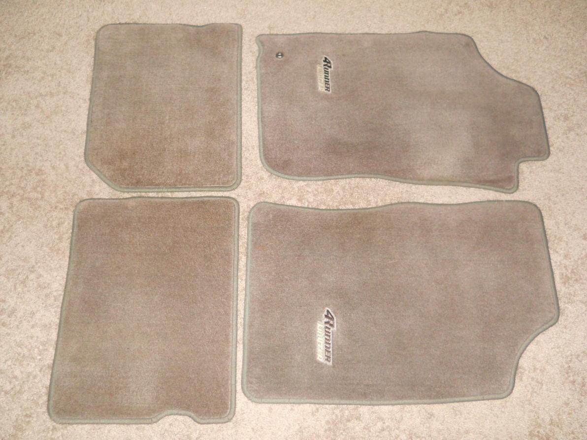 FS: 3rd Gen &quot;Limited&quot; Floor Mats (Oak) - 0 - Seattle, WA-dscn0636-jpg