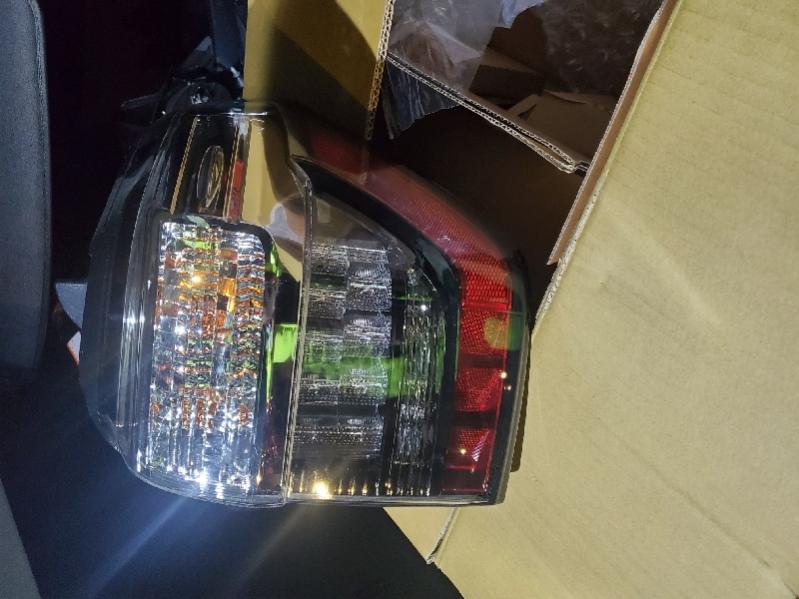 (SOLD)  5th gen 4R Pair of tail lights w/ bulbs 0 obo (bronx,NY)-20200311_034934_resize_44-jpg