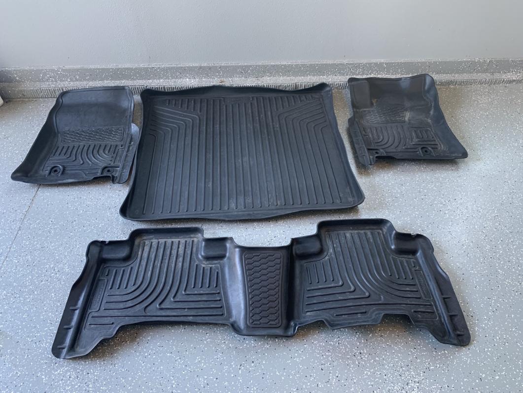 FS: 5th Gen Husky Floor Liners-img_3449_2-jpg