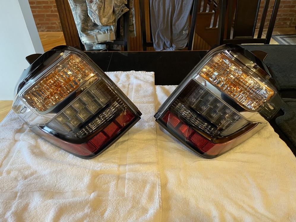 FS/FT 5th Gen headlights, taillights, running boards, floormats St Louis-taillights1-jpg