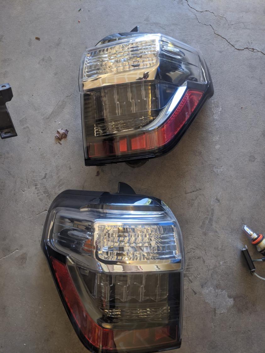 FS: 5th GEN Headlight and taillight housings ABQ, NM-img_20200804_143748-jpg