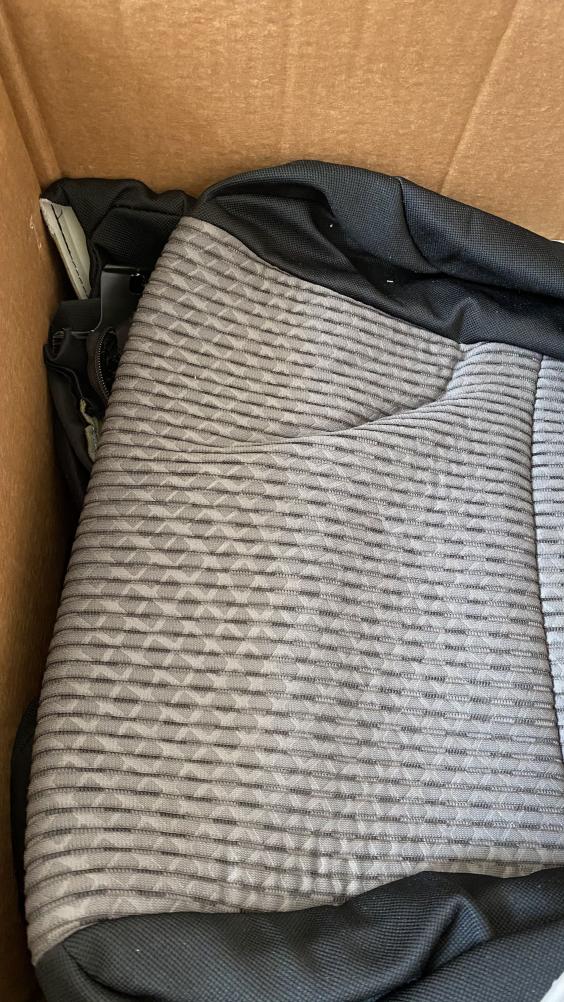 FS: 5th Gen 4Runner Seat covers OEM -Grey/Black 250$ Los Angeles-img_5757-jpg