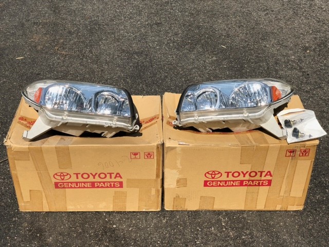 FS 2003-2005 OEM Toyota Headlights Excellent Condition Northern NJ 0 shipped-1-jpg