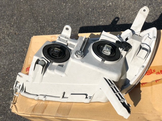 FS 2003-2005 OEM Toyota Headlights Excellent Condition Northern NJ 0 shipped-9-jpg