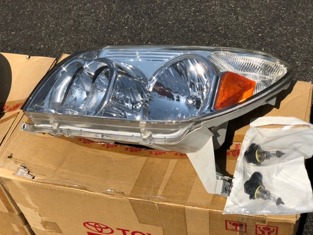 FS 2003-2005 OEM Toyota Headlights Excellent Condition Northern NJ 0 shipped-4-jpg