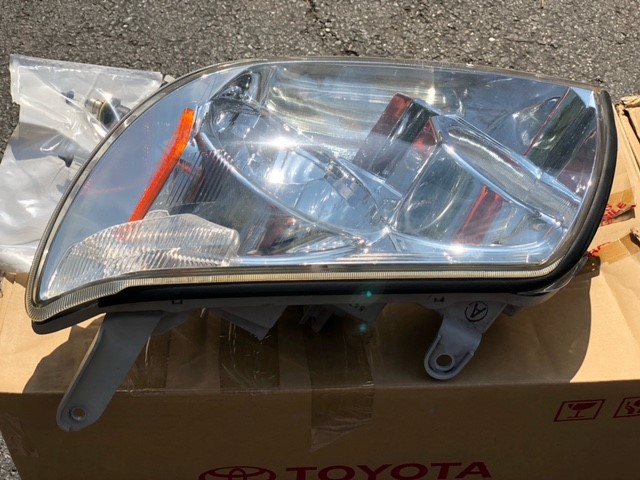 FS 2003-2005 OEM Toyota Headlights Excellent Condition Northern NJ 0 shipped-5-jpg
