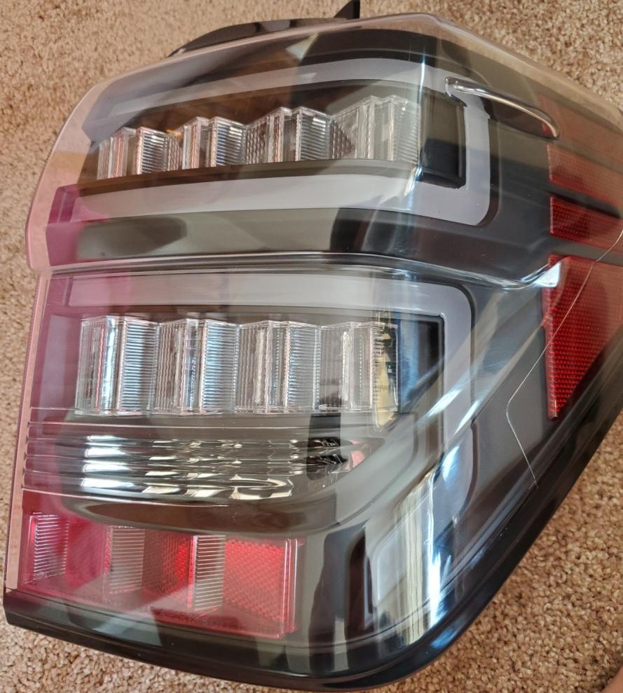 FS: Anzo Black Housing Clear Lens Red LED Tail Lights w/ Sequential Turn Signals - NJ-20210710_083344-2-jpg