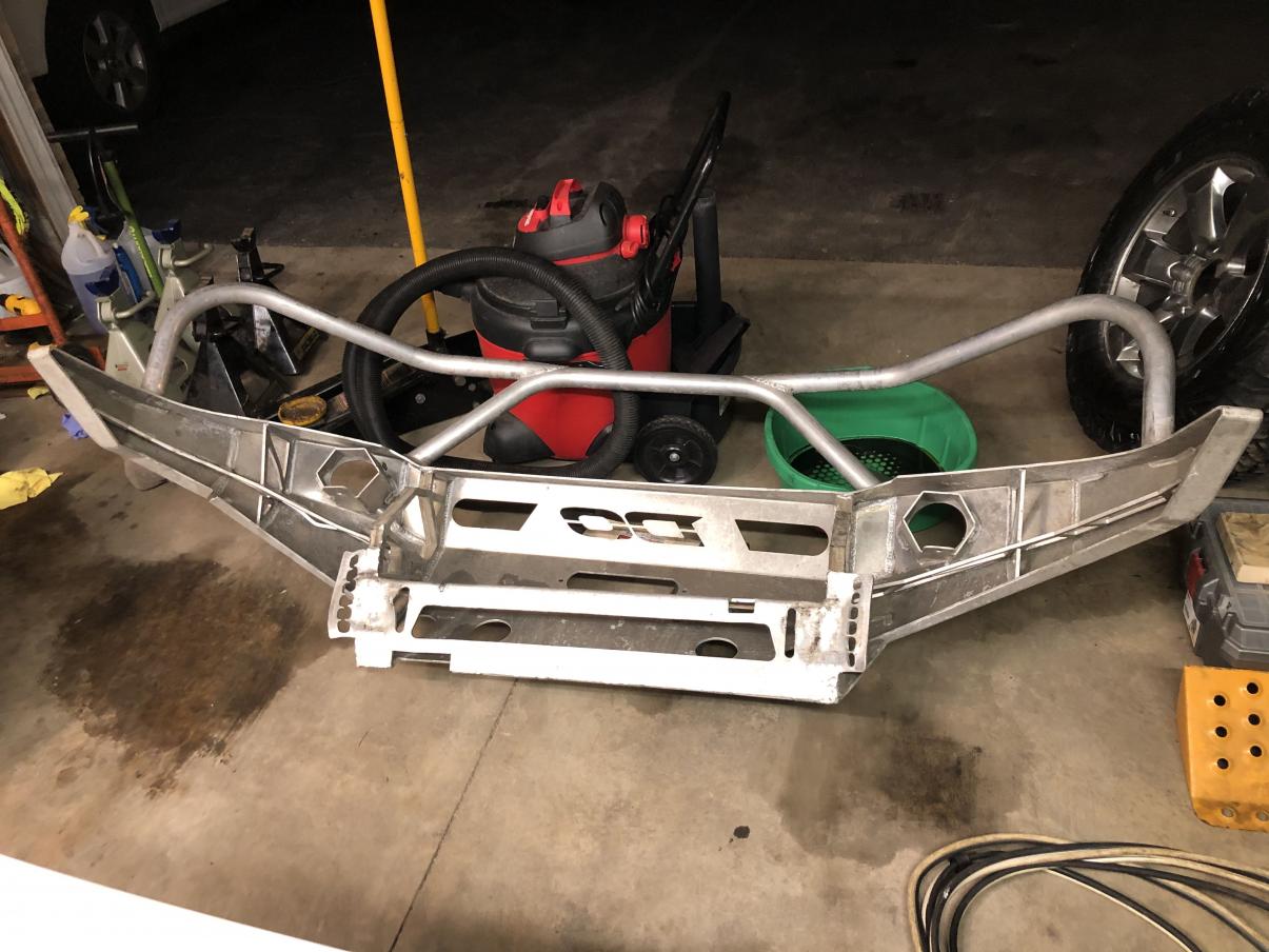 FS: 4th gen DC Bumper (it is damaged) Cary, Illinois-img_5849-min-jpg