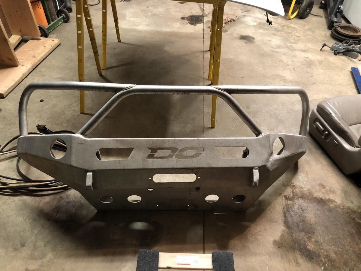 FS: 4th gen DC Bumper (it is damaged) Cary, Illinois-img_5854-min-jpg