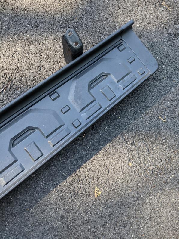 FS: NJ 5th Gen OEM Running Boards local pickup only-pxl_20210606_130303670-jpg