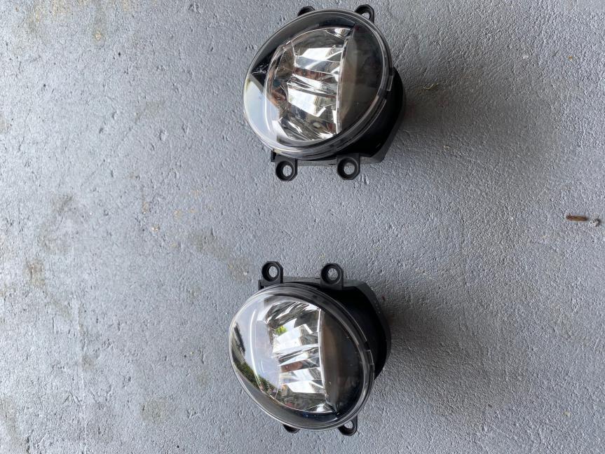 FS: '21 5th GEN original Fog Lights LED, 100$ obo shipped Destin, FL SOLD please remove-img_1251-jpg