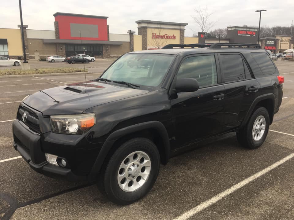 FS: 5th Gen 2010 4runner Trail Edition KDSS 500 Girard OH 44420-black-trail-2-jpg