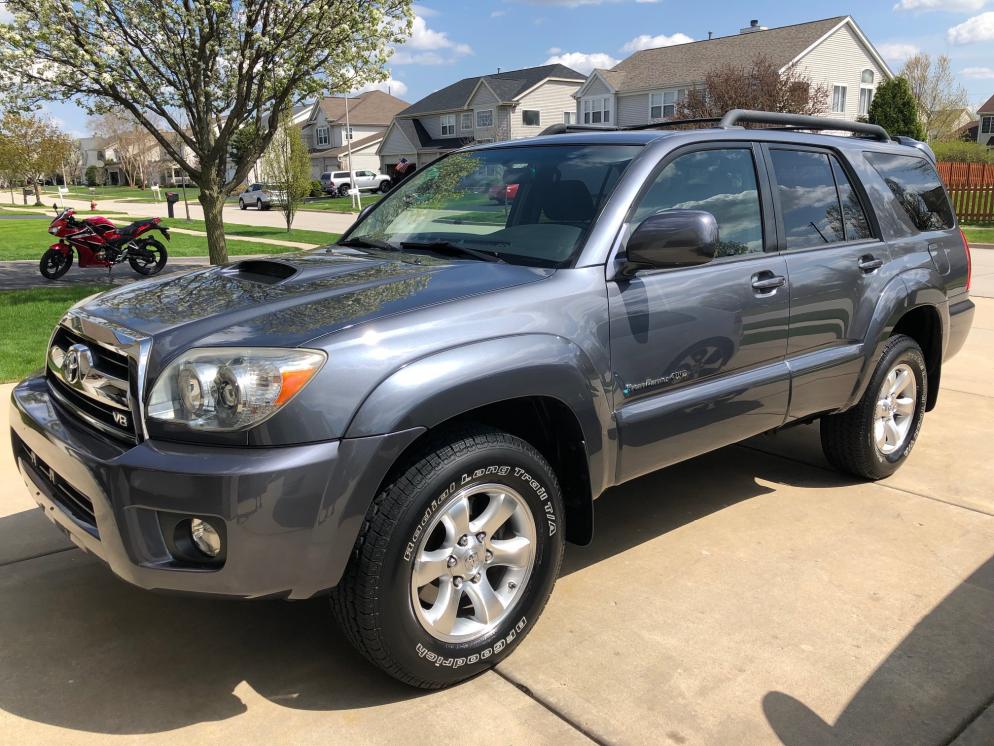 FS: 4th gen 2006 Rare Mint 4Runner Sport 4x4 V8 Galactic Gray 71K miles Chi, IL K-img_2188-jpg